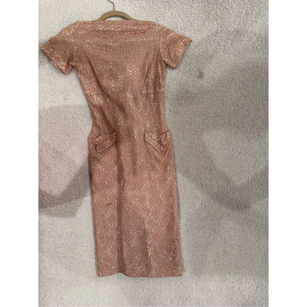 Women’s vintage pink lace dress size 11 women’s M